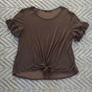 —2 for $20–Annabelle Tie Front Blouse Sz M